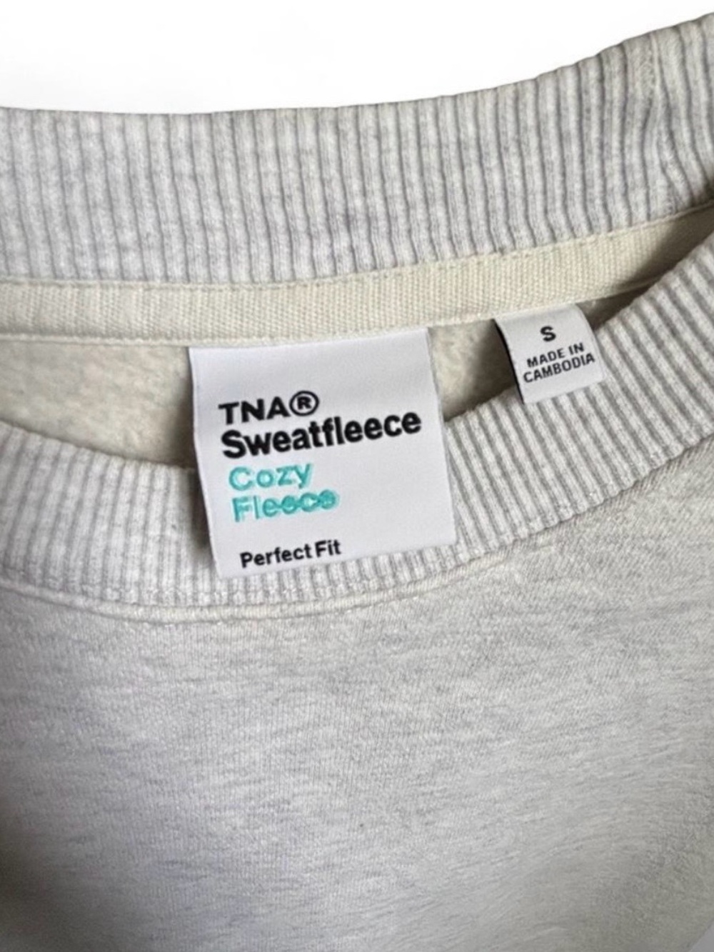 Aritzia TNA Cozy Fleece Crewneck Sweater - Heather Gray